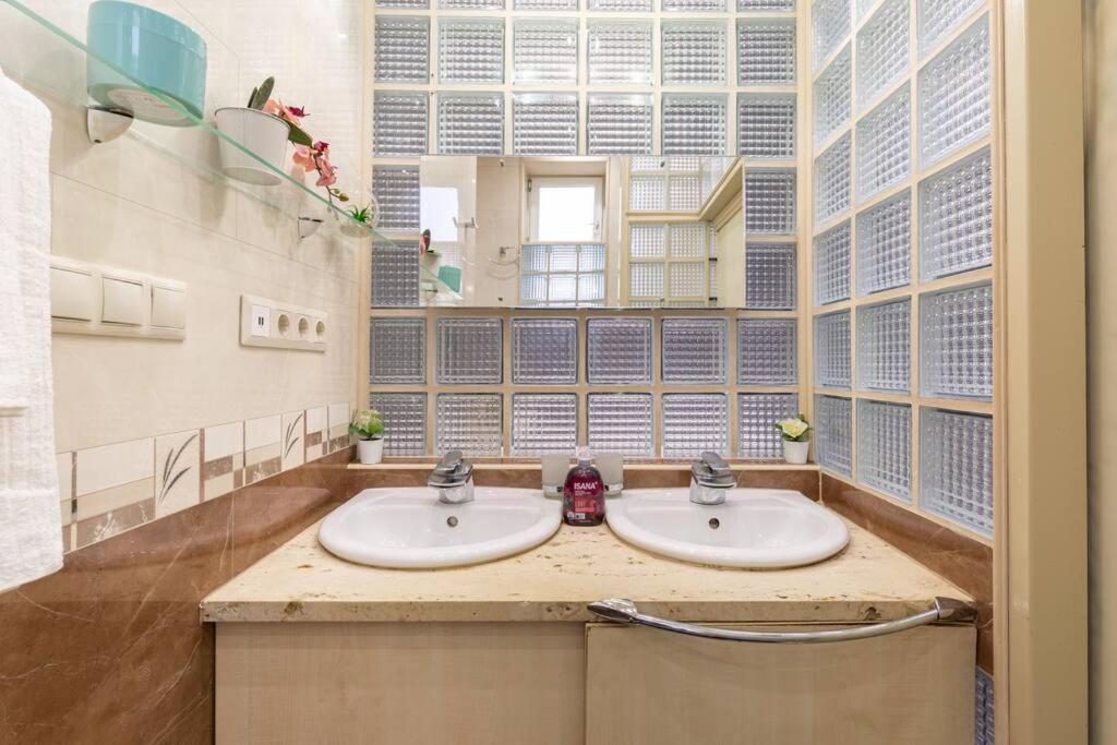 Stylish Central Budapest Apartment Экстерьер фото