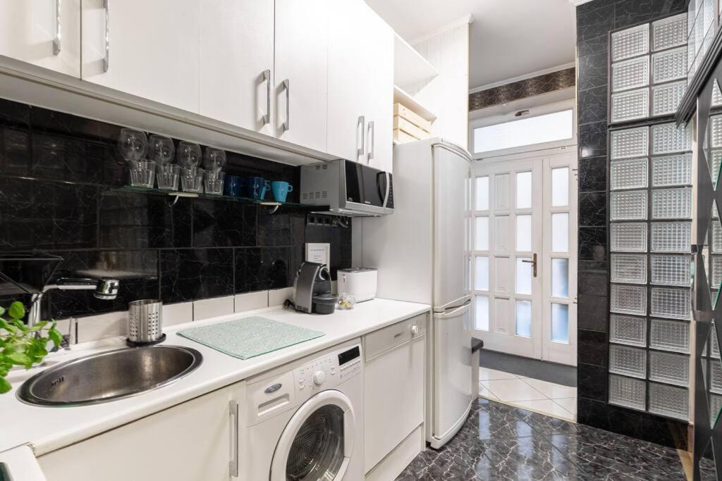 Stylish Central Budapest Apartment Экстерьер фото